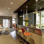 Hotel Ibis Centre 3*