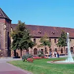 מלון Ibis Centre 3*