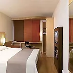 Ibis Centre 3* קולמר