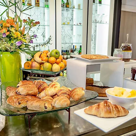 科尔马中心宜必思酒店 3*