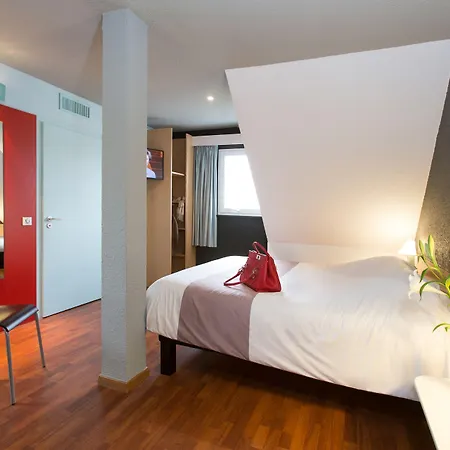 Ibis Centre Otel