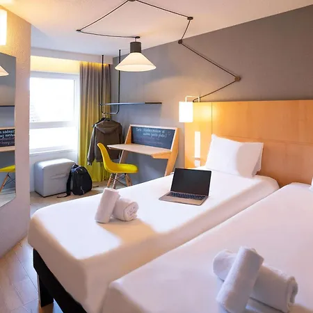 Ibis Centre 3*