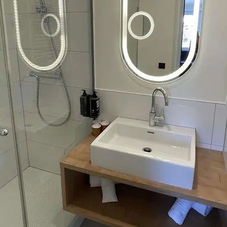 Ibis Centre 3*