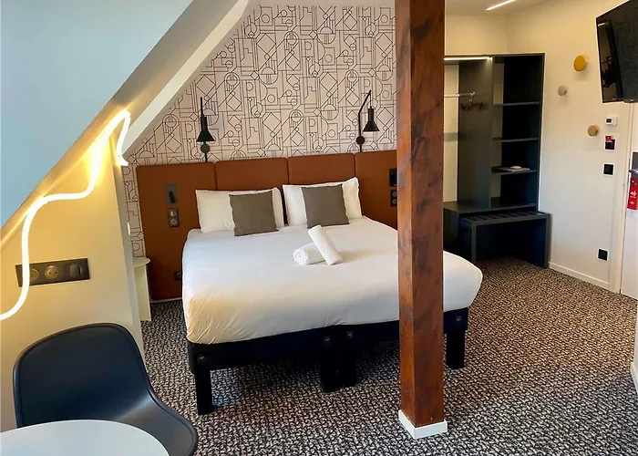 Ibis Centre Hotel 3*